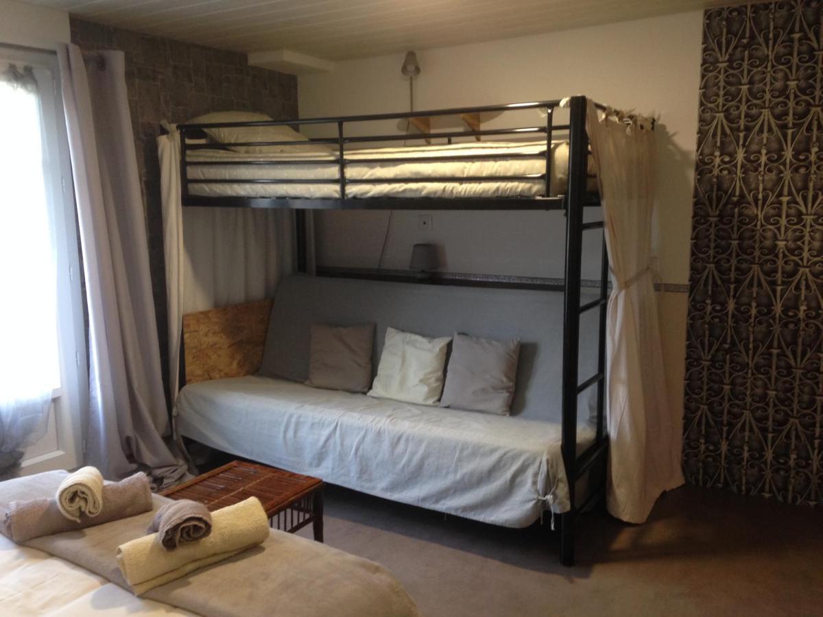 Chambre D'Hotes Hola Laval  Exterior photo